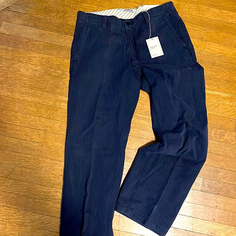 Express men Producer Chino 33x32 Vintage 2005 NWT boot leg blue stripe